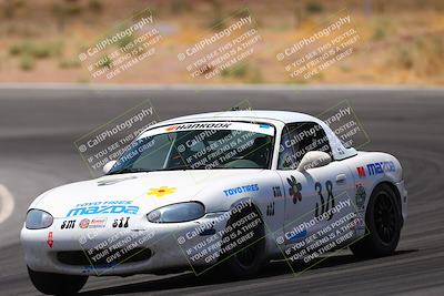 media/May-31-2025-CalClub SCCA (Sat) [[2c1a04e1ee]]/Qualifying/Group 5/Turn 4/